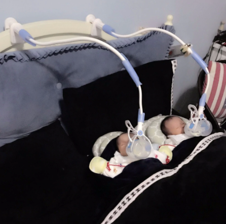 Flexibele Babyfleshouder – Handsfree Zwanenhals Fleshouder