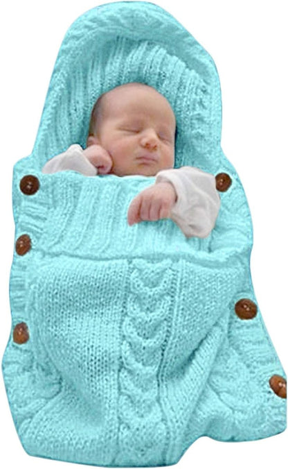 Gebreide Babydeken | Wikkeldeken met Capuchon en Knoopsluiting | 0 tot 6 Maanden