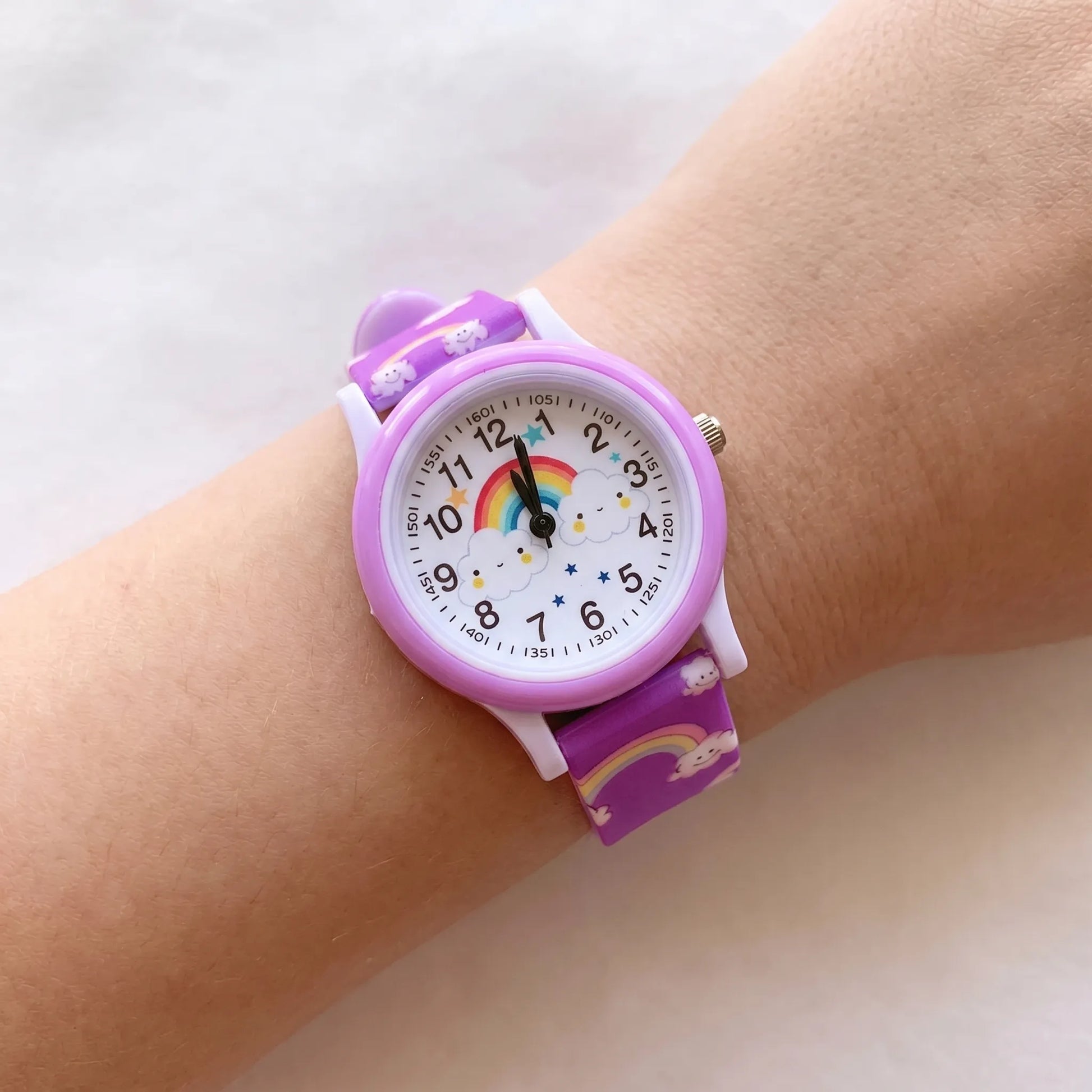 Kinderhorloge met Regenboog Design – Speels & Leerzaam Klokkijken