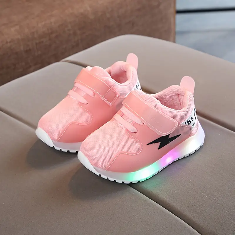 Kinderschoenen met Lichtjes | LED Sneakers met Antislipzool | Peutermaten 21 tot 28