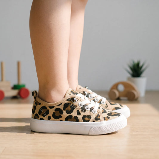 Kindersneakers Panterprint | Lichte Canvas Schoenen met Brede Neus | Maten 21 tot 26