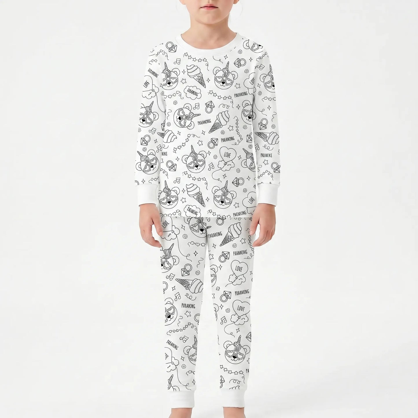 Kleurbare pyjamaset – gepersonaliseerde pyjama om zelf in te kleuren voor kinderen
