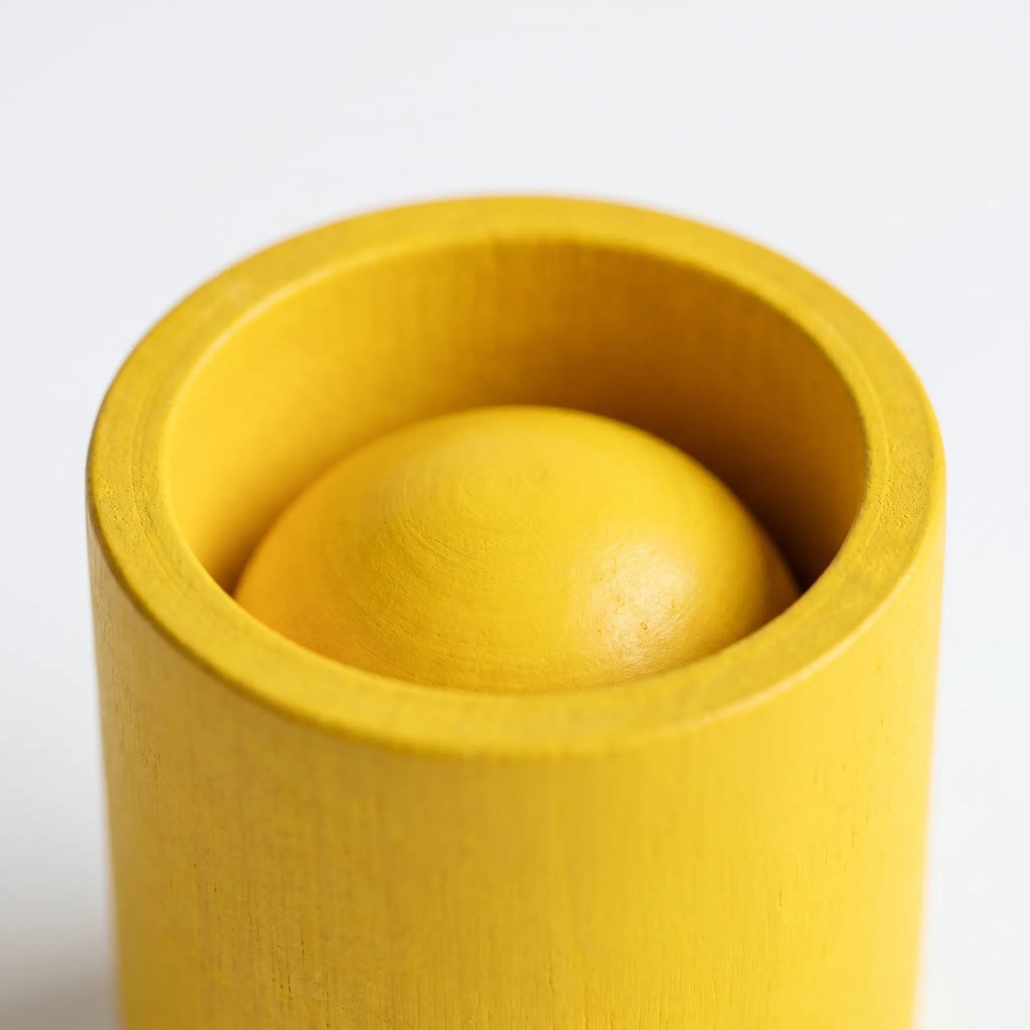 Regenboogballen in Bekers – Montessori Kleursorteer Bekerset