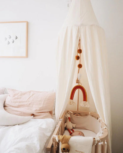 Play at Slaep bedhemel Latte voor de kinderkamer
