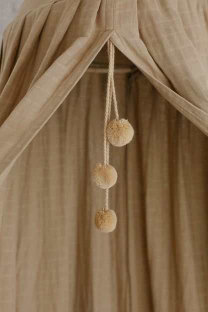 Play at Slaep bedhemel Camel voor de kinderkamer
