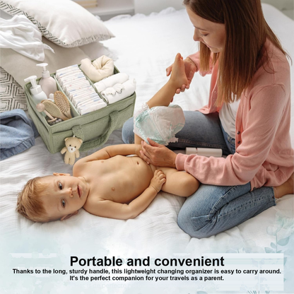 Portable and convenient. Thanks to the long, sturdy handle, this lightweight changing organizer is easy to carry around.. It's the perfect companion for your travels as a parent.